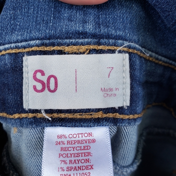 SO brand shortalls shorts overalls size 7 kids. Dark Wash. - Picture 3 of 3